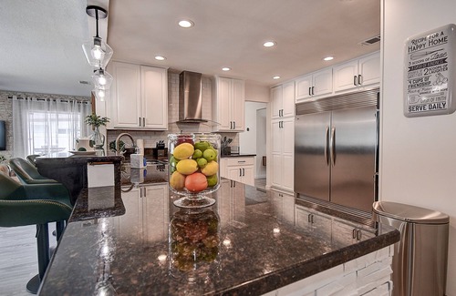 Seminole Villa | Heated Pool Home w Lanai Firepit - 6 Min 2 Beach
