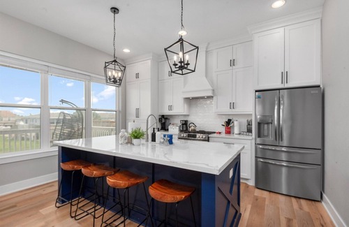 Jamaica Beach House | Heated Pool & Hot Tub | 5 Beds | Pets | Boat Slip