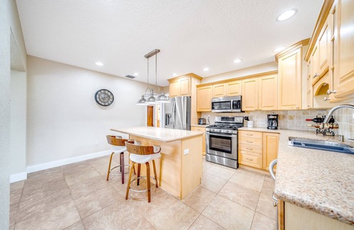 Garden Isles House | Heated Pool & Hot Tub! WaterFront+1 Mile To Beach!