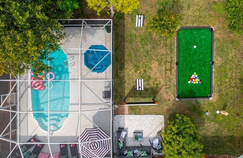 Clearwater House | Heated Pool & Hot Tub Villa w/Games 12min to Beach