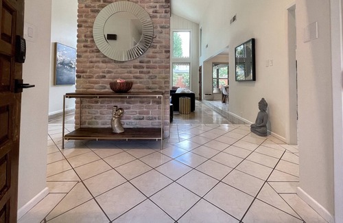 Hidden Forest House | Heated pool & hot tub close to six flags! - New Listing