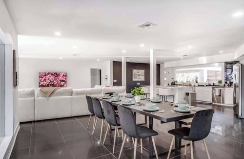 Castle Hills House | Heated Pool + Outdoor Theater | Sleeps 16 w/Games