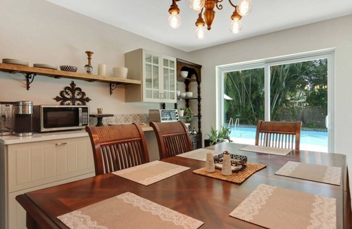 Vero Beach South House | Heated Pool & Pet Paradise