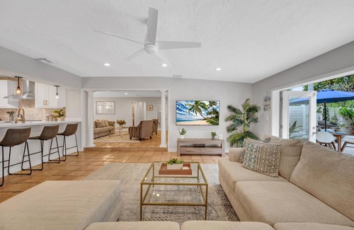 Coral Ridge House | Heated pool/Quiet Neighborhood/Family Vacation/Escape Key