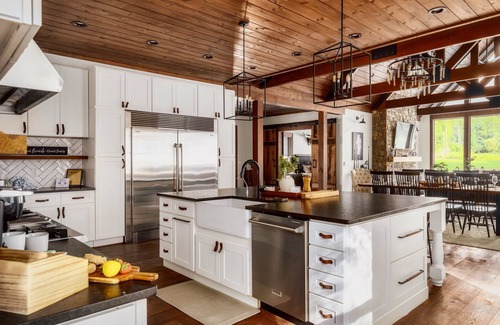 Pittman Center House | Heated Pool, Sauna, Yard, Perfect 4 celebrations & gatherings!