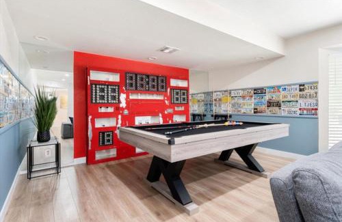 Gold Key Estates House | Heated Pool, Spa,Arcade Games,Pool Table,Ping-Pong