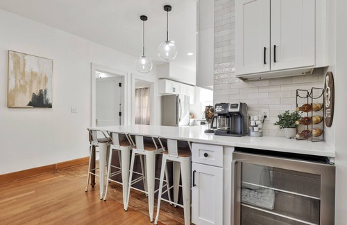College Hill House | Heated pool & spa, luxury Oasis, centrally located, 5-bed & 3.5 bath