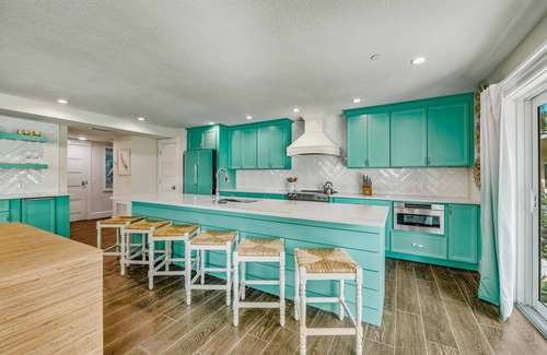 Siesta Key Village House | Heated Pool & Spa, Rooftop Deck for sunsets, Luxury Home for all ages!