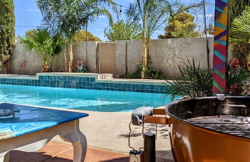 North Las Vegas House | Heated pool & spa | BBQ Grill | Opens to Park |