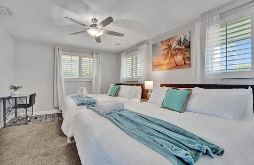 Oakland Park Villa | Heated Pool Tropical Oasis Water Slide