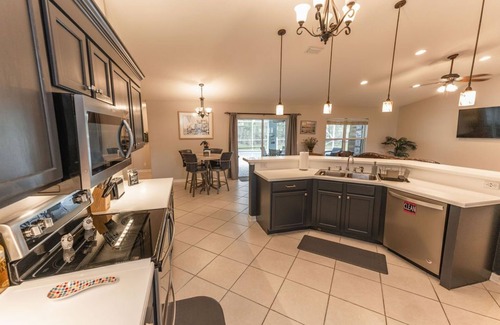 Port Saint Lucie House | Heated Salt Water Pool Home- Sleeps 12- Putting Green