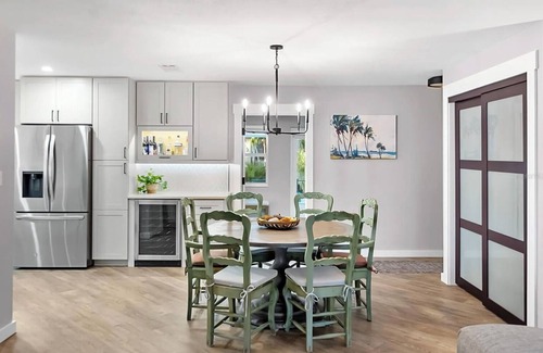Siesta Key House | Heated Saltwater Pool, Walk to Siesta Village