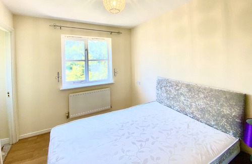 Yeading House | Heathrow House - 4 bedroom 3 bathrooms - London