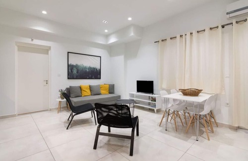 Kinosargous Apartment | Heaven apartment in the heart of Athens