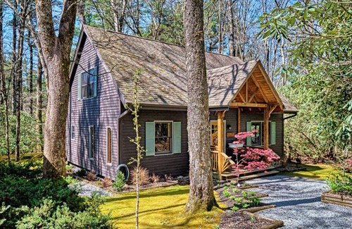 Highlands Hills House | Heaven in the Hills - Cozy Mountain Getaway