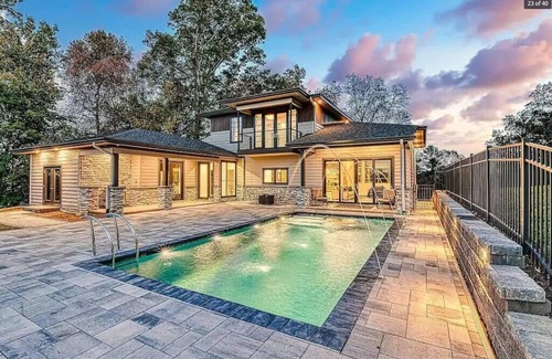 Ashley Oaks House | Heaven - Private Pool, Hot Tub, Pool Table, Steam, View