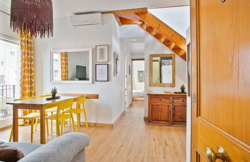 Gothic Quarter Apartment | Heaven With a Garden at Las Ramblas