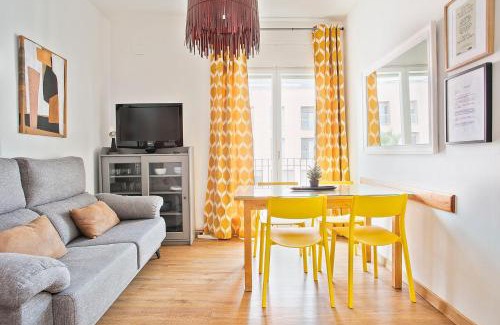 Gothic Quarter Apartment | Heaven With a Garden at Las Ramblas