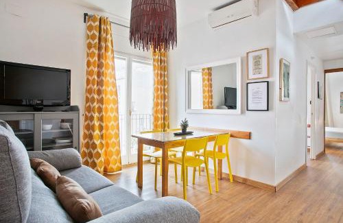 Gothic Quarter Apartment | Heaven With a Garden at Las Ramblas