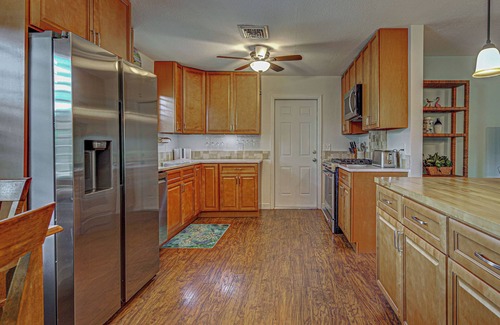 Englewood East House | HEAVENLY 2-bedroom home with Luscious Gardens in Englewood