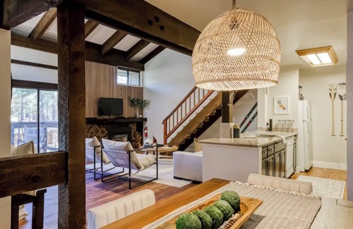 Bijou Park House | Heavenly Haven Lakeland Village Private Beach