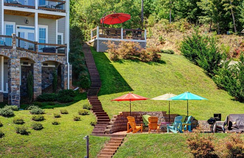 Blairsville Cabin | Heavenly Heaven-Amazing home w/private dock 4 boating