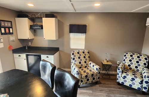 Big Creek Boat Rental | Heavenly Hideaway Floating Cabin with a *HOT TUB* Norris Lake, Whitman Hollow