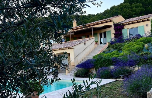 Callas Villa | Heavenly residence tween GorgesduVerdon and St-Tropez, Villa OliveYou. AC/e-charging pole!
