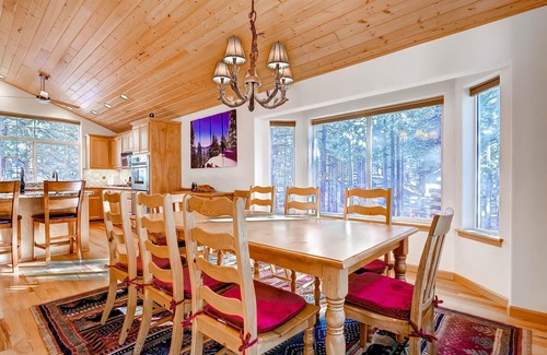 Montgomery Estates House | Heavenly Solitude - Pets , Hot Tub, 2 Living Areas, Modern