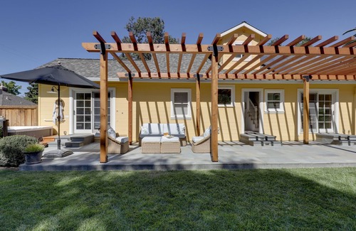 Sonoma House | Heavenly Sonoma Country Home: Garden, Pool & Spa!