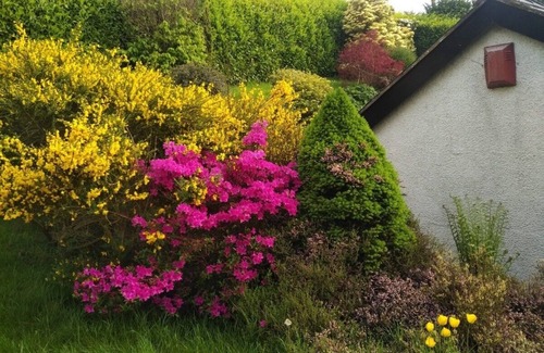 Denbigh House | Hebron Rural cottage in an old chapel
