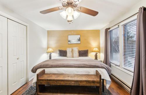 North Creek House | Hedges 7J - Comfortable Mountain Retreat