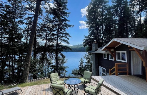Kamloops House | Heffley Lake House - Closed for the winter season - DM for the 2026 dates!