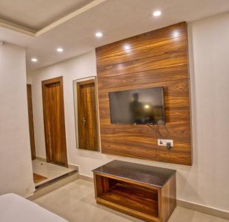 Dehradun Hotel | Height View Residency