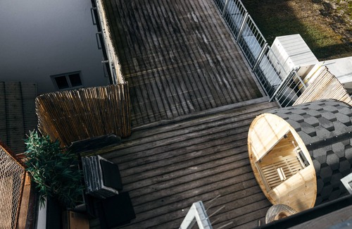 Ravensburg Apartment | Heimatel: Luxury penthouse loft in the city center