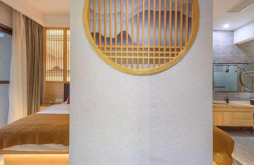 Emeishan House | Heinemann Hotel Terrace Double Room B206 with Jacuzzi and local amenities