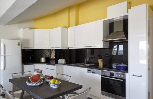 Gouvia Apartment | Helion Apartments - Parallel Luxury Three Bedroom Apartment, sleeps up to 6