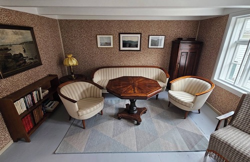 Laerdal House | Hellandbui in Øyragata, Lærdal