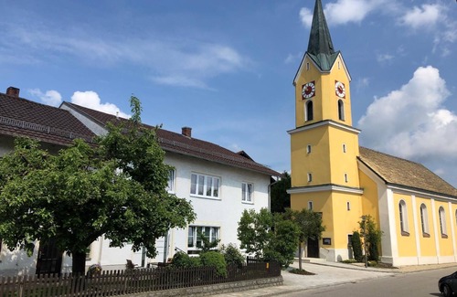 Zandt Apartment | Helle, großzügige Ferienwohnung für die ganze Familie