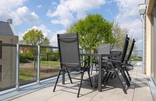 Dangast Apartment | Hello and welcome to the 5-star penthouse "Glücksmomente"!