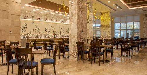 Al-Muntazah Hotel | Helnan Mamoura Hotel & Events Center