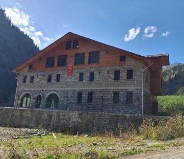 Camlihemsin Hotel | Hemşin Ata Konağım