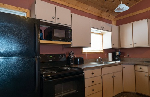 Thompsonville House | Hemlock 3 BR Home