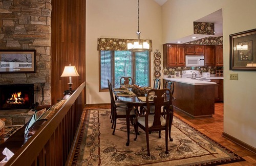 Blowing Rock House | Hemlock Haven #2 3BR/3BA Chetola Resort Condo in Blowing Rock