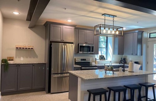 Boyne City Apartment | Hemlock -Loft 1