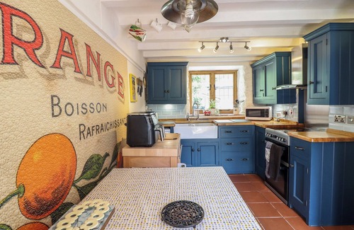 Fairbourne Cottage | Hen Bopty
