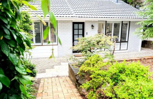 Wentworth Falls House | Henderson House