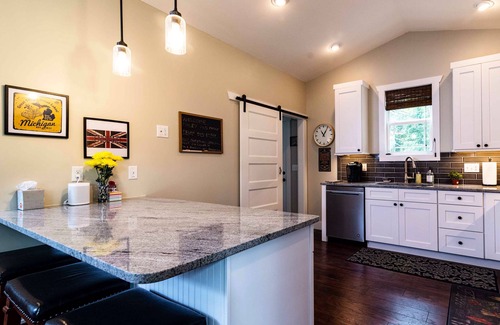 Hendersonville House | Hendersonville NC Retreat.