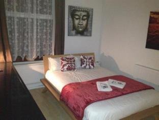 Manchester House | Hendham House
