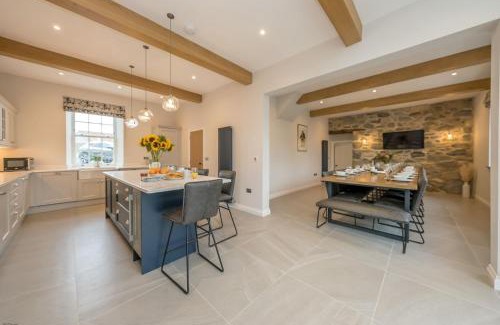 Rhyd-y-clafdy House | Hendre-Feinws